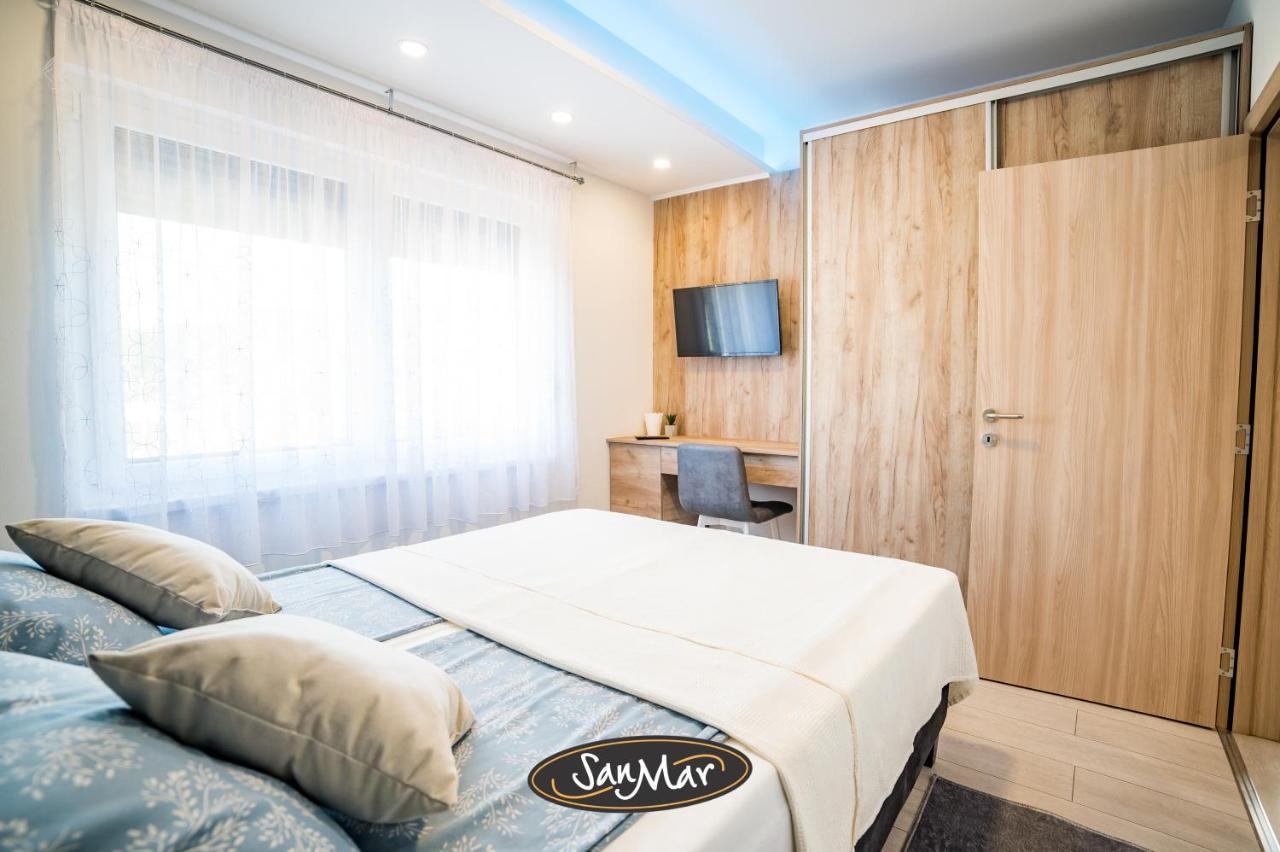 San-Mar Apartments Tuzla Buitenkant foto