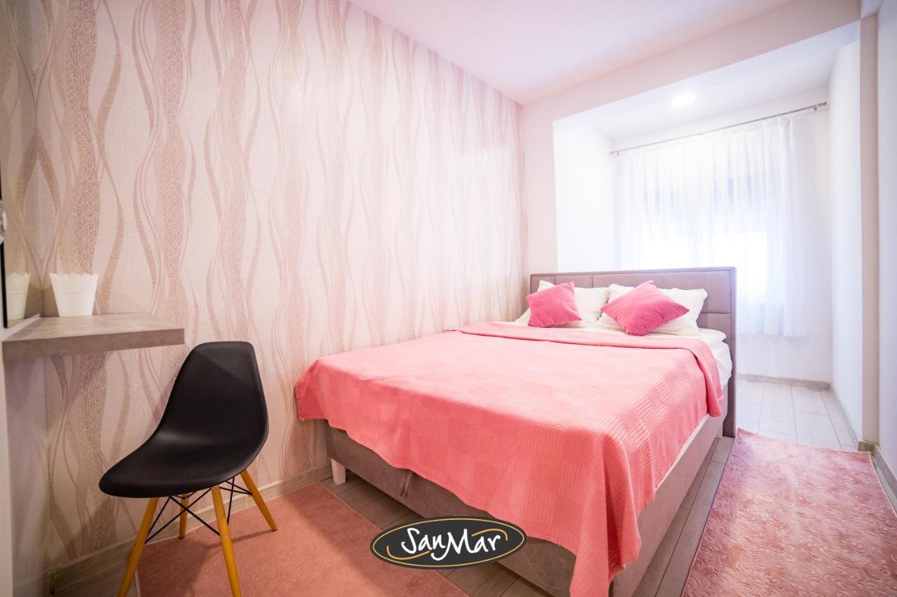 San-Mar Apartments Tuzla Buitenkant foto