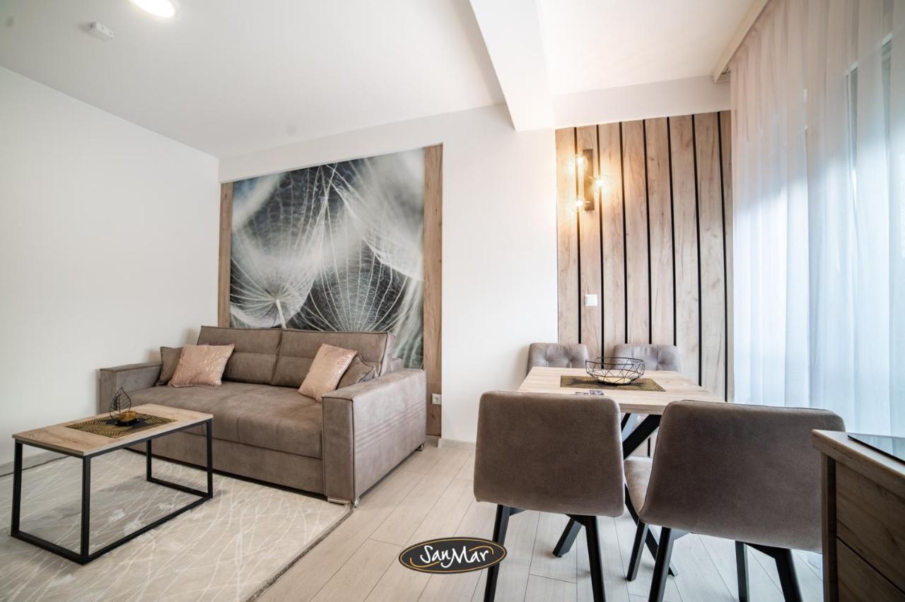 San-Mar Apartments Tuzla Buitenkant foto